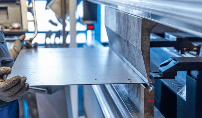 Gia công kim loại tấm